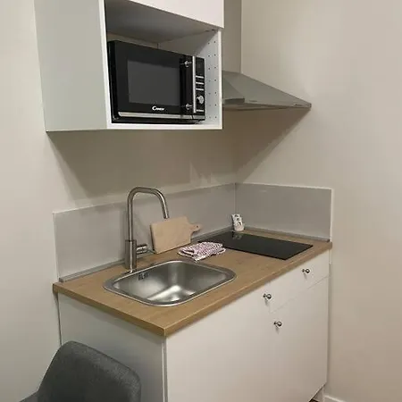 Cucchiari 7b Apartamento Módena