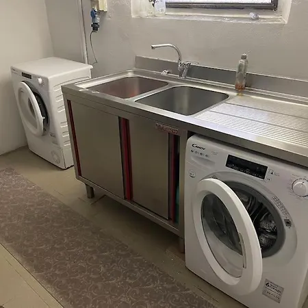 Cucchiari 7b Apartamento